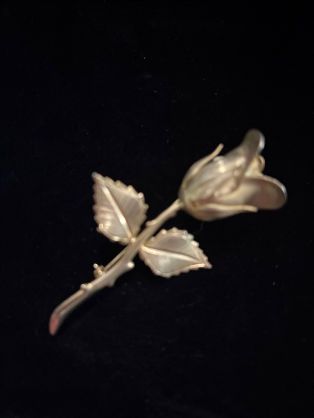 Gold-Tone Rose Brooch Pin - Women Jewelry